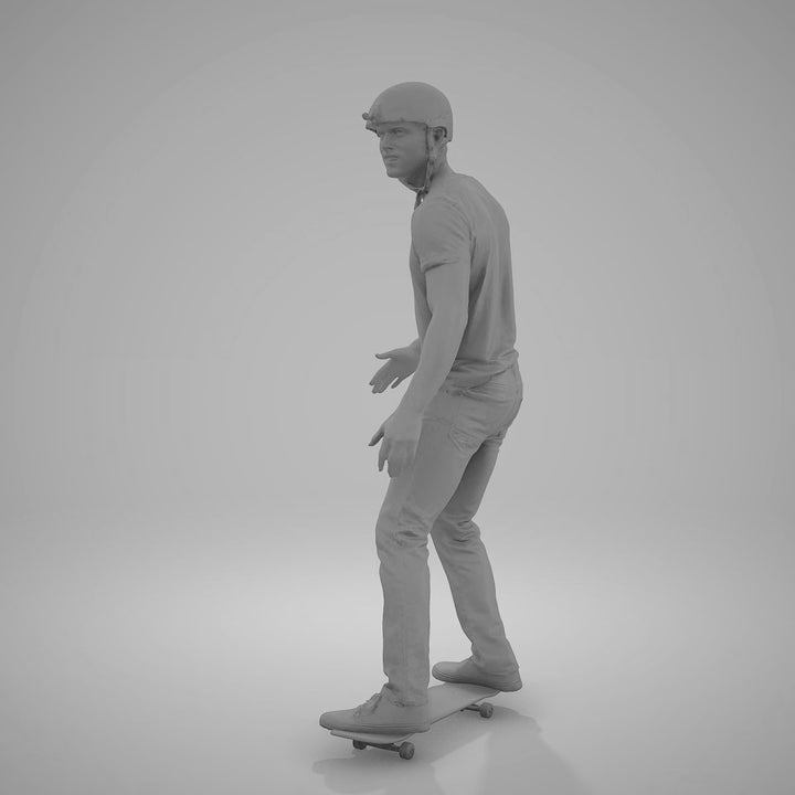 MM466 Sporty Man on the Skateboard