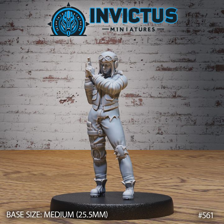 Invictus - Aviator Girl