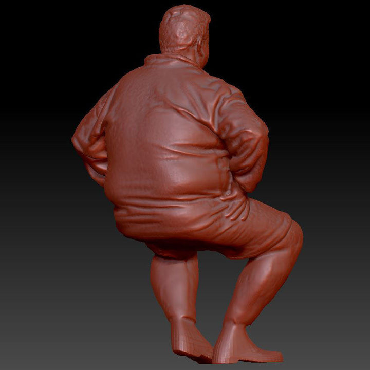 Large Male Sitting Dsp085 Figure